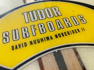 Tudor David Nuuhiwa（チューダー・デビッドヌヒワ） - SURF A PIG